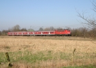 Eine unbekannt gebliebene 141 schiebt am 1. April 2005 ihre RB auf Sagehorn zu.