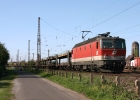 1144 256 zieht für TXL am 16.04.07 einen Leerzug durch Bremen Rbf.